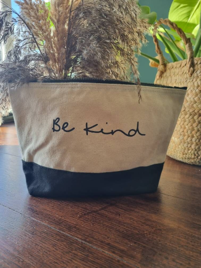Be Kind Cosmetic/Wash Bag image 0