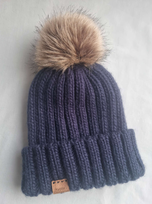 Adult's Chunky Knit Wolly Hat image 1